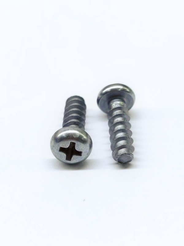 Zink-Nickel-Legierung Phillips Pan-Kopf Selbstschraubschrauben für Kunststoffe M5*16